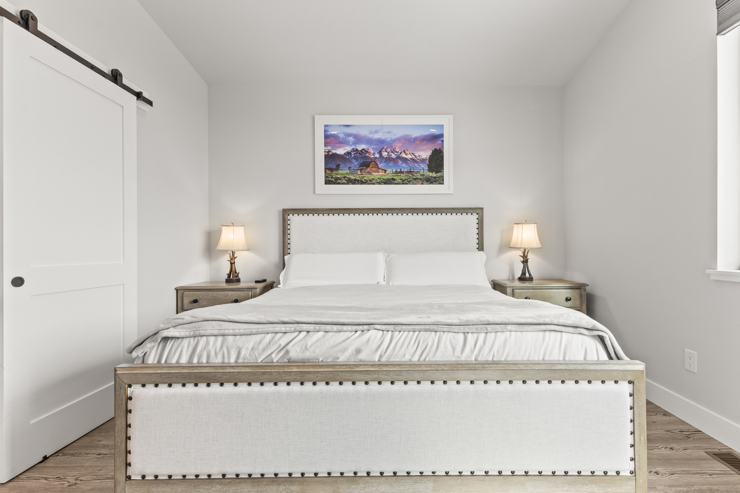 Upper Level - King Bedroom #1