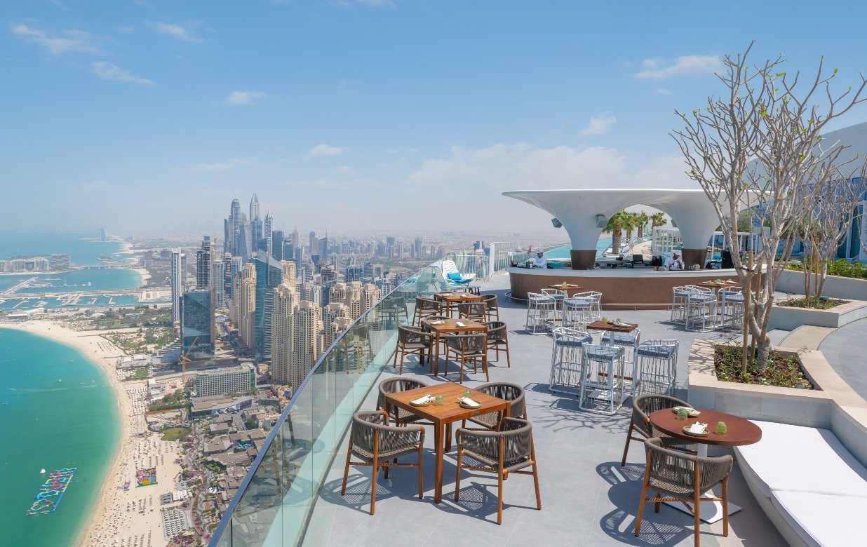 Rooftop restaurant/bar