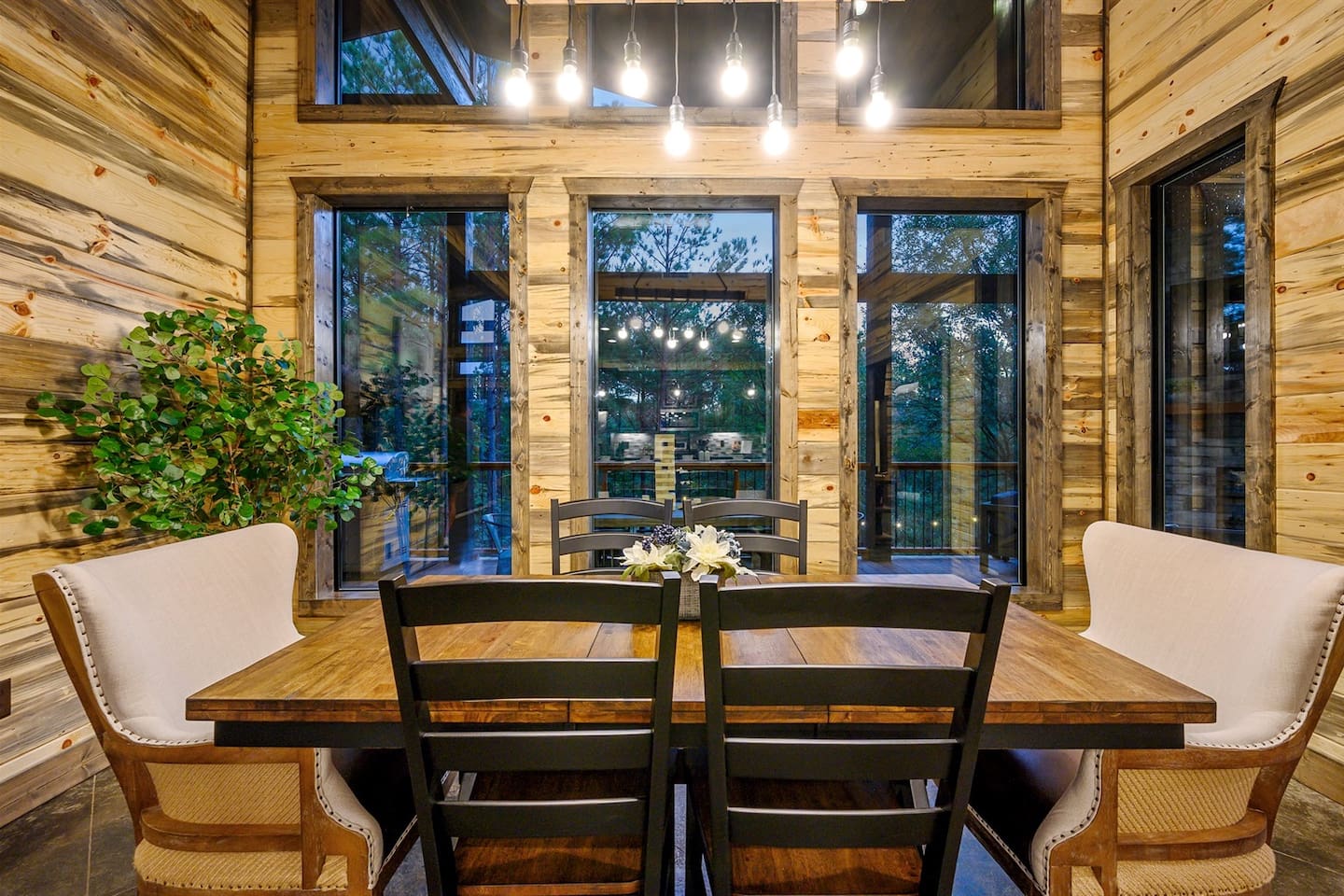 Enjoy meals together at the dining table for six or at the kitchen island for casual bites and conversation.