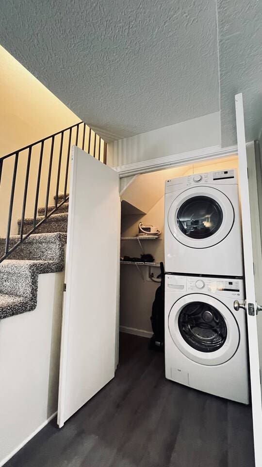 Brand new LG stack, we also supply ironing board, clothes steamer, mops, and vacuum. But you don’t HAVE to use any of it!