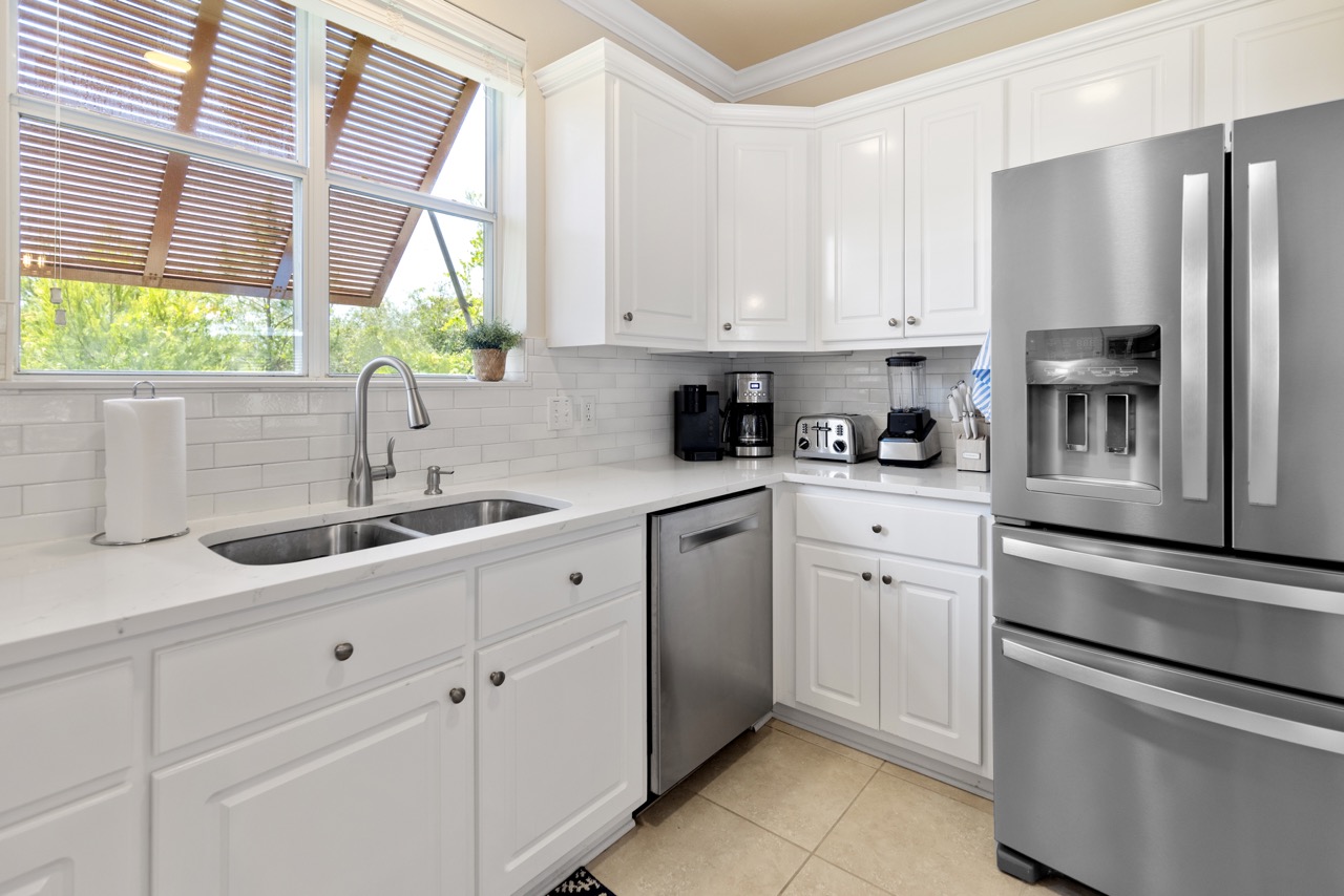 Kitchen (2nd Floor)