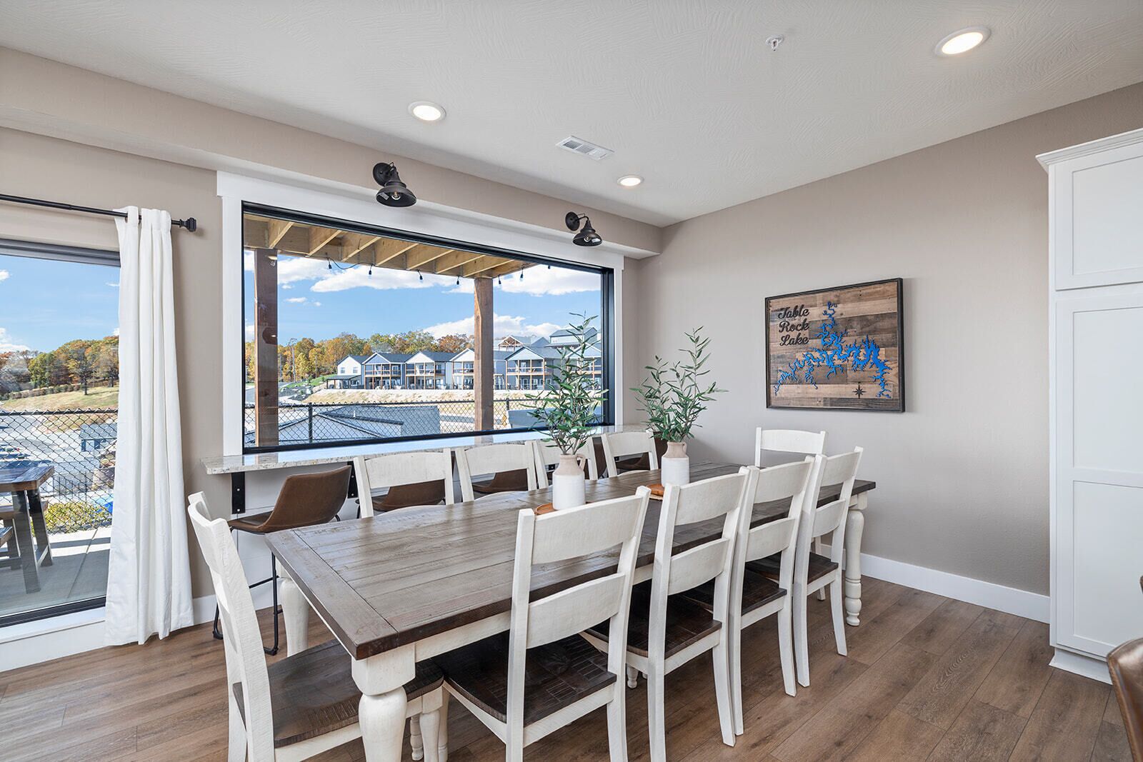 Plenty of dining seating for the whole group