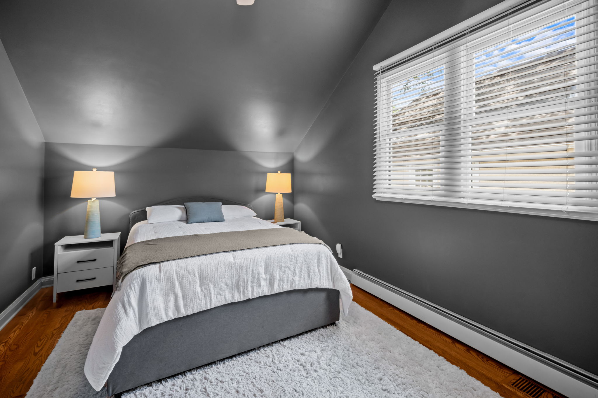 Upstairs Queen Bedroom