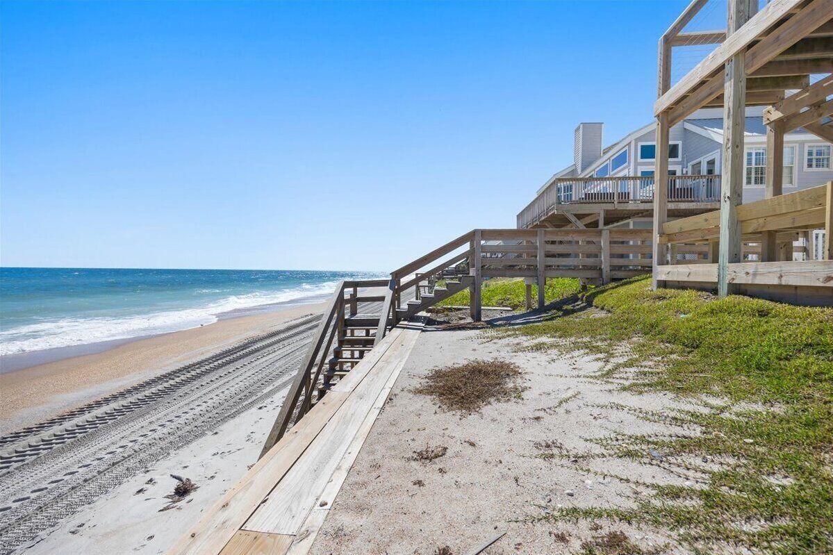 Walkway from deck to beach