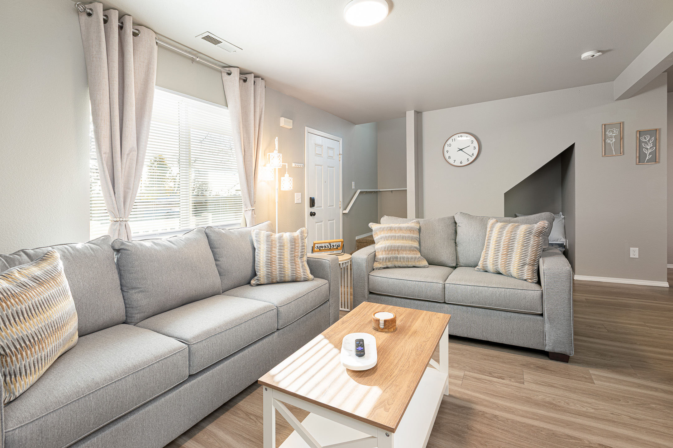 3010 Regan – Living Room
Bright and comfortable living room designed for relaxing and gathering.