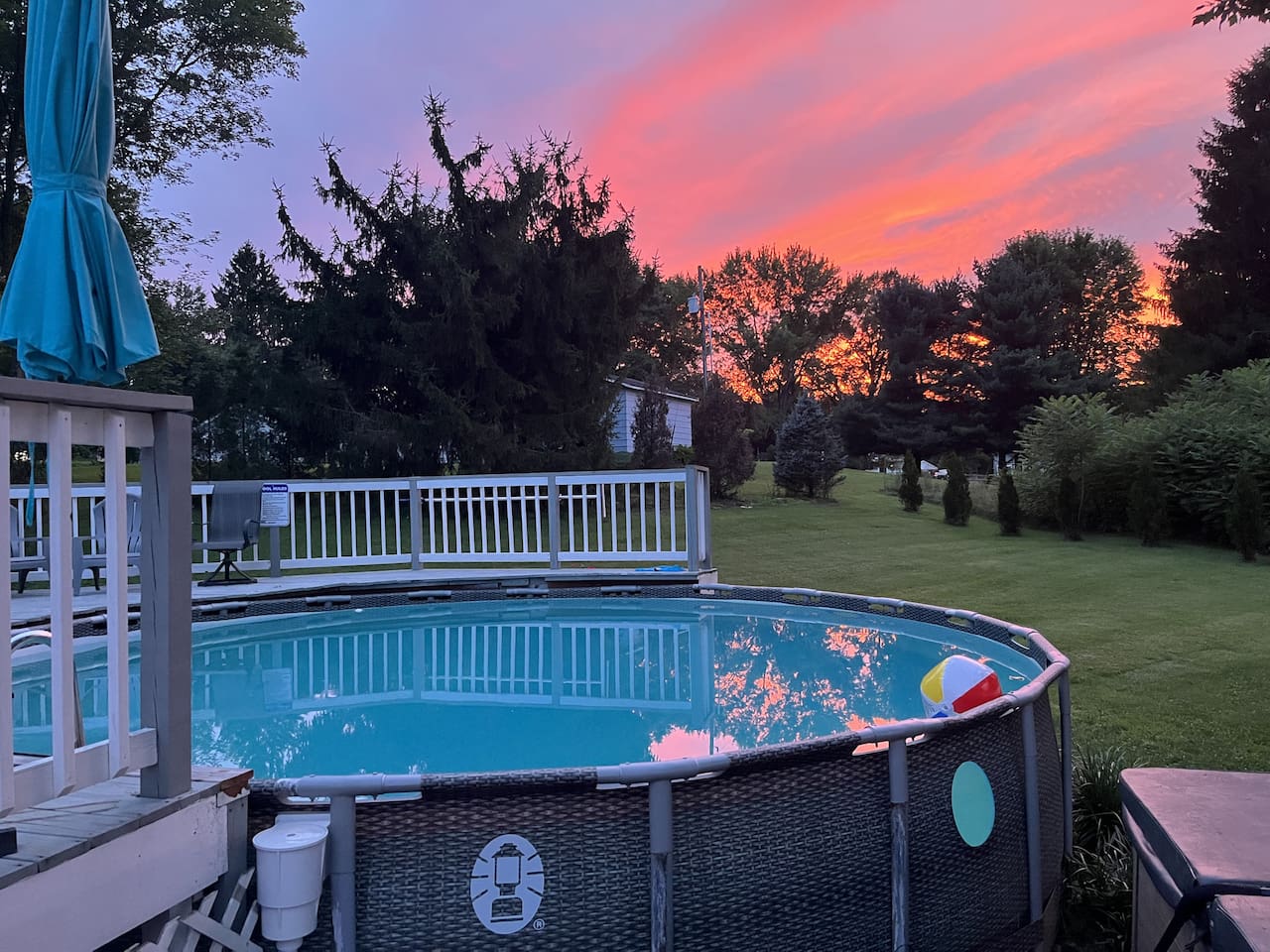 Golden hour by the pool—where sunsets and serenity meet ‍♀️ 
