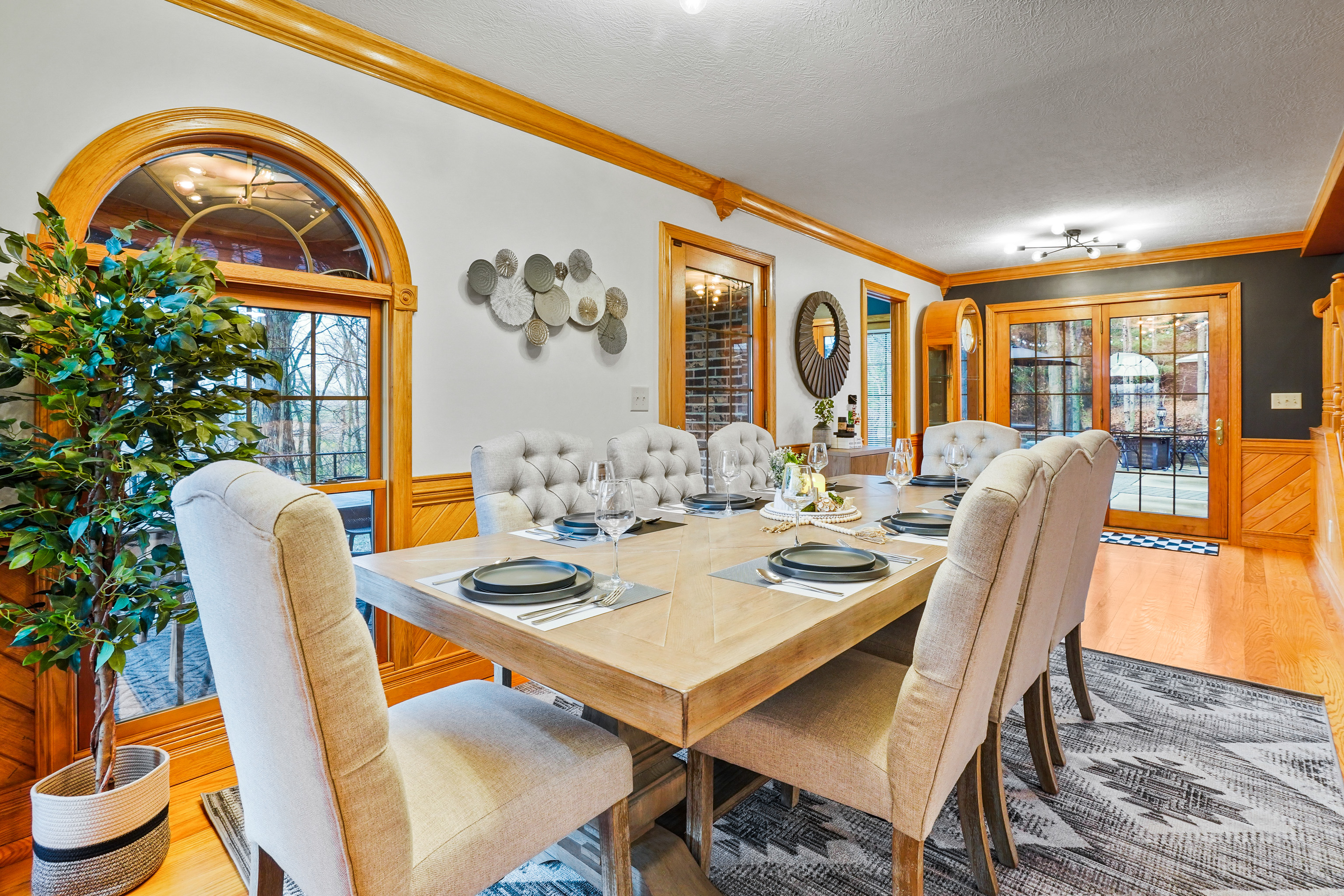 Savor the moment with loved ones in our dining space, comes with a side of breathtaking sunset views. 🌅🍽️ #SunsetDining