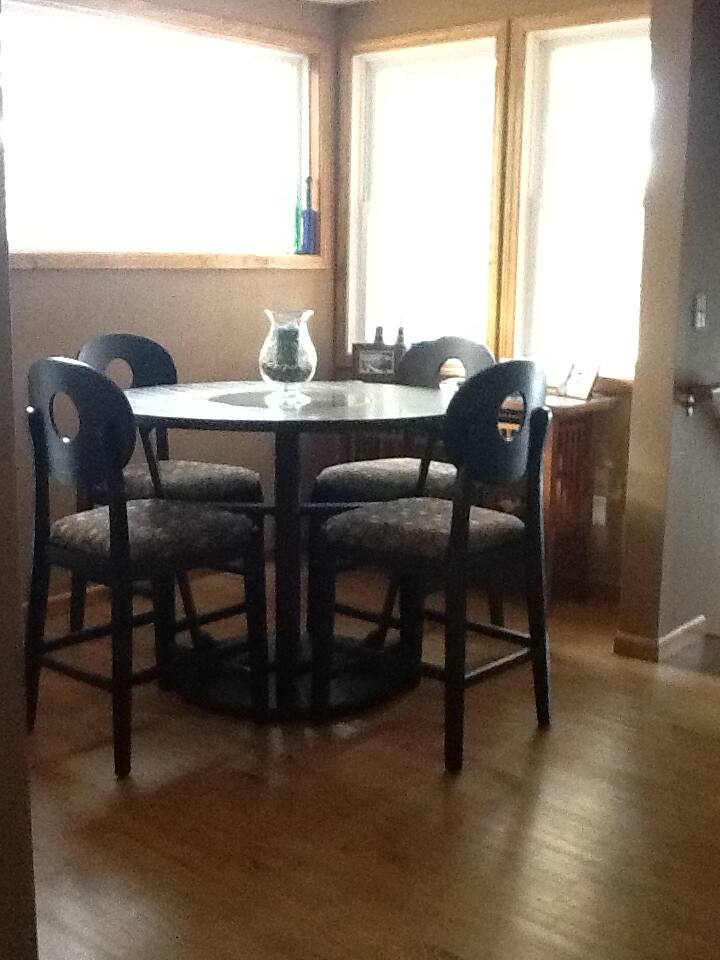 Bar Height seating for 4