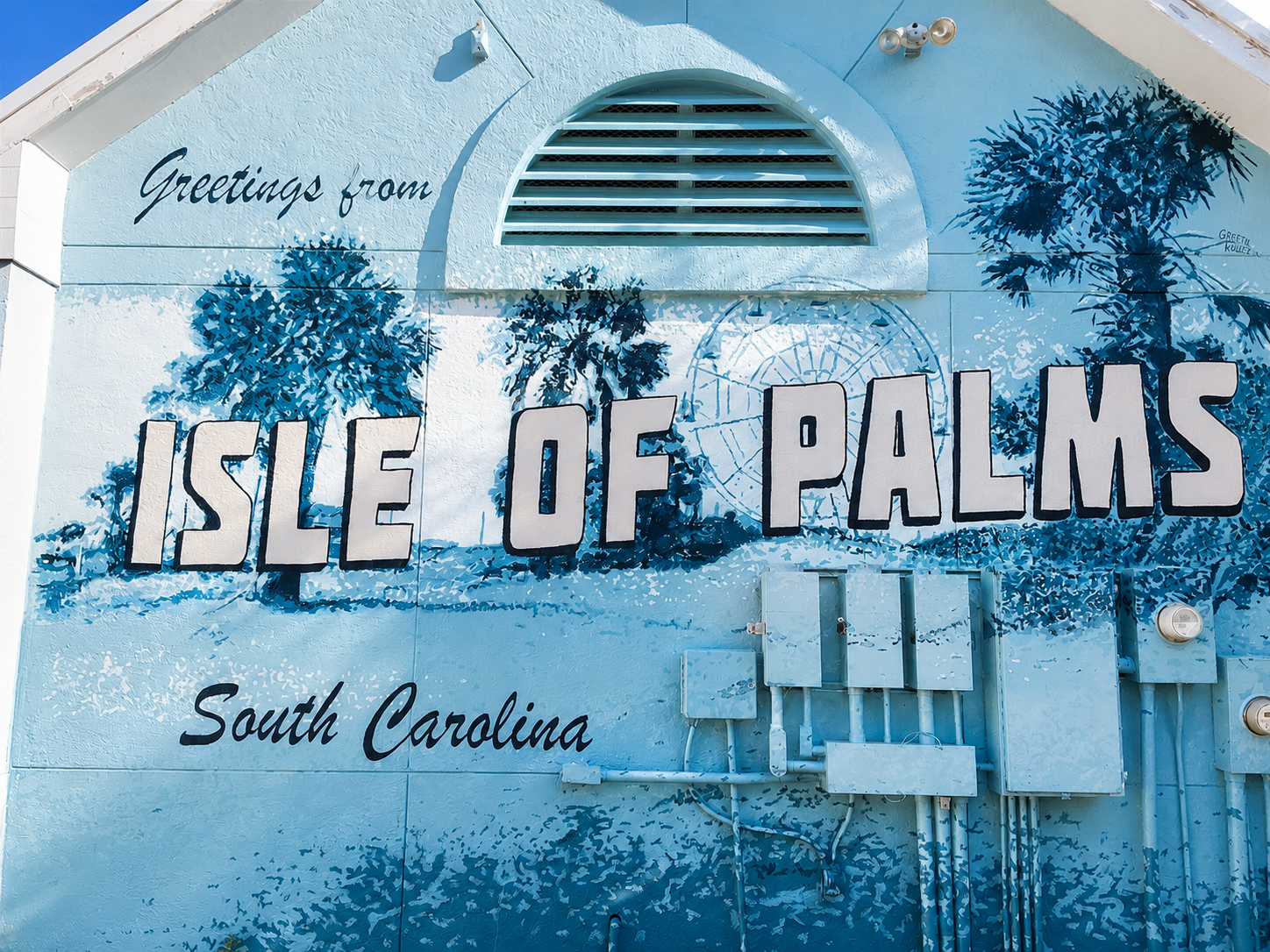 Murals in the business area of IOP