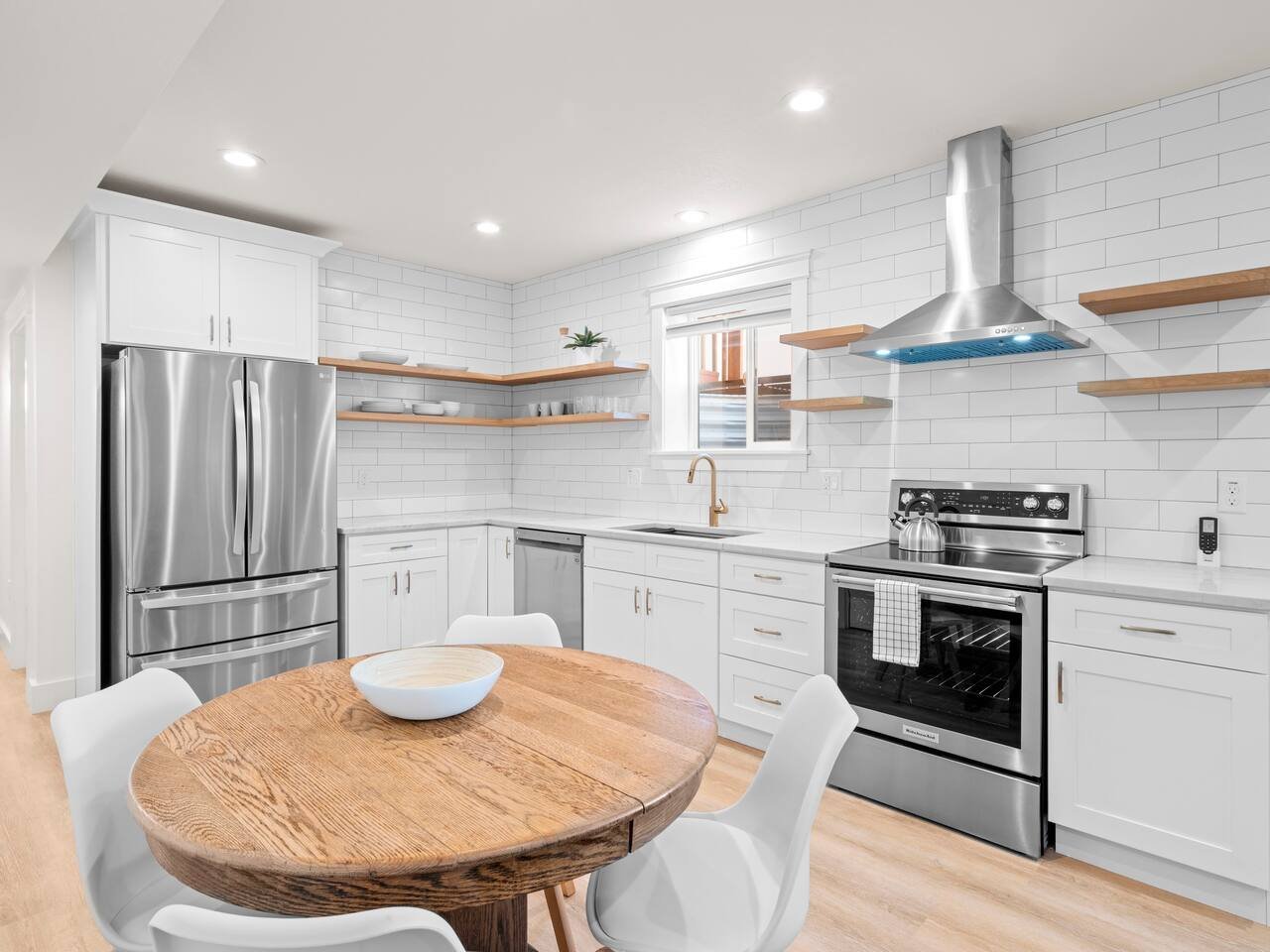 Roomy & Stylish Haven: Guesthouse Kitchen