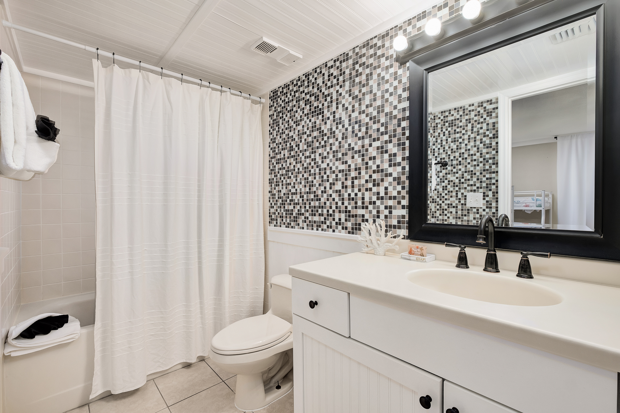 Bathroom #3 - Quick shower or a cozy bubble bath?