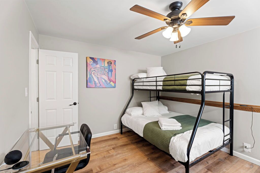 Desk available for private work space and children's games also! 