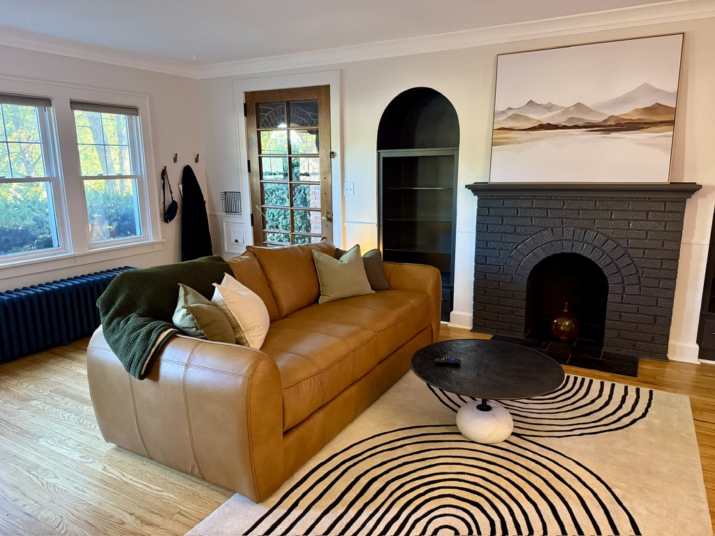 The Zenwood Haven is a Japandi inspired vibe grabbing the natural greens from outside and mixing with the natural curves in the archways of the home to provide a relaxing space to call home.