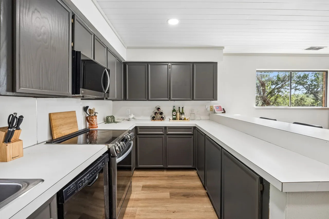 Full kitchen with ample counter space and storage.