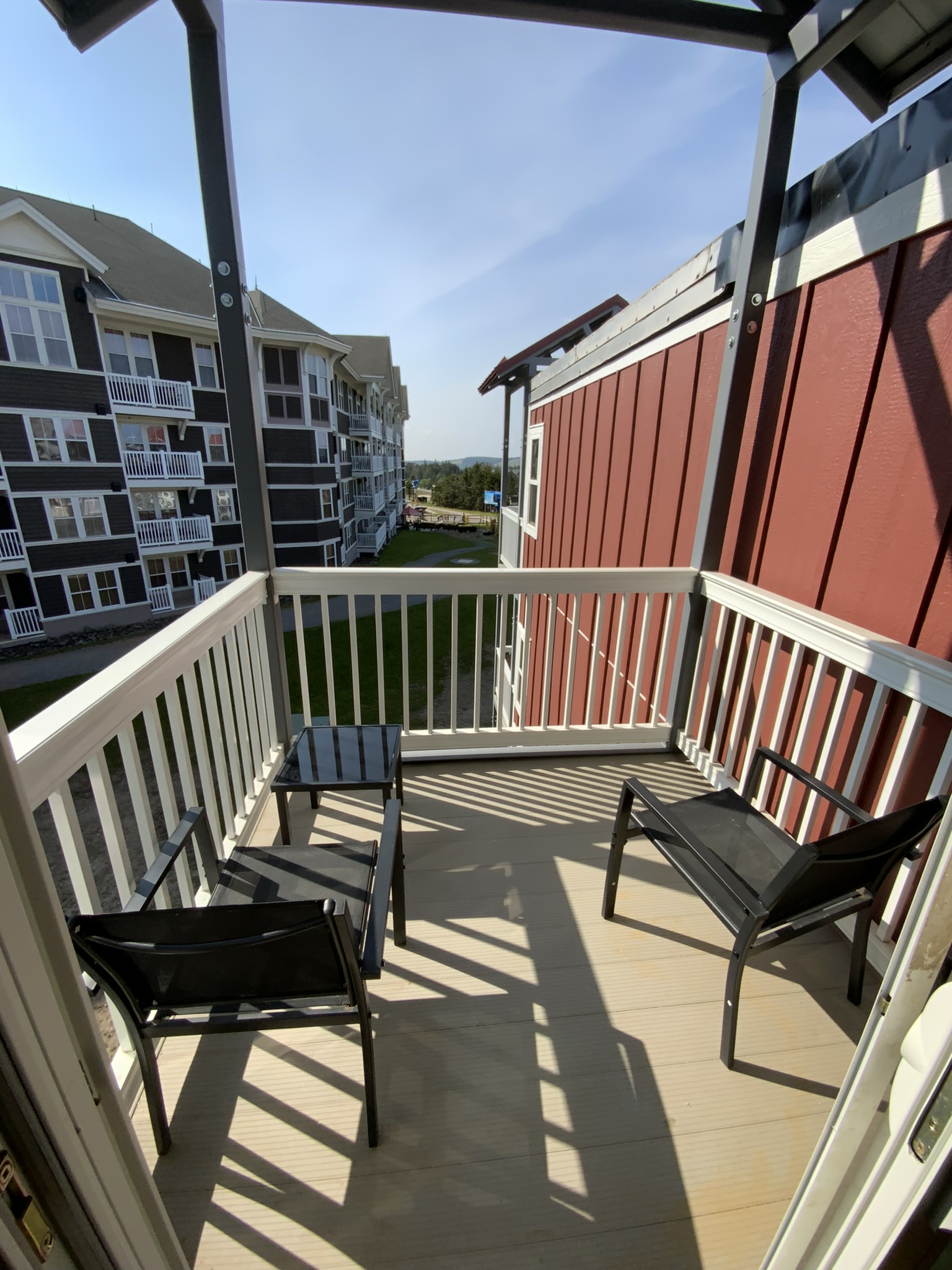 Snowshoe Ski-In/Ski-Out Steps to Ballhooter Lift Mountain Lodge Condo 3