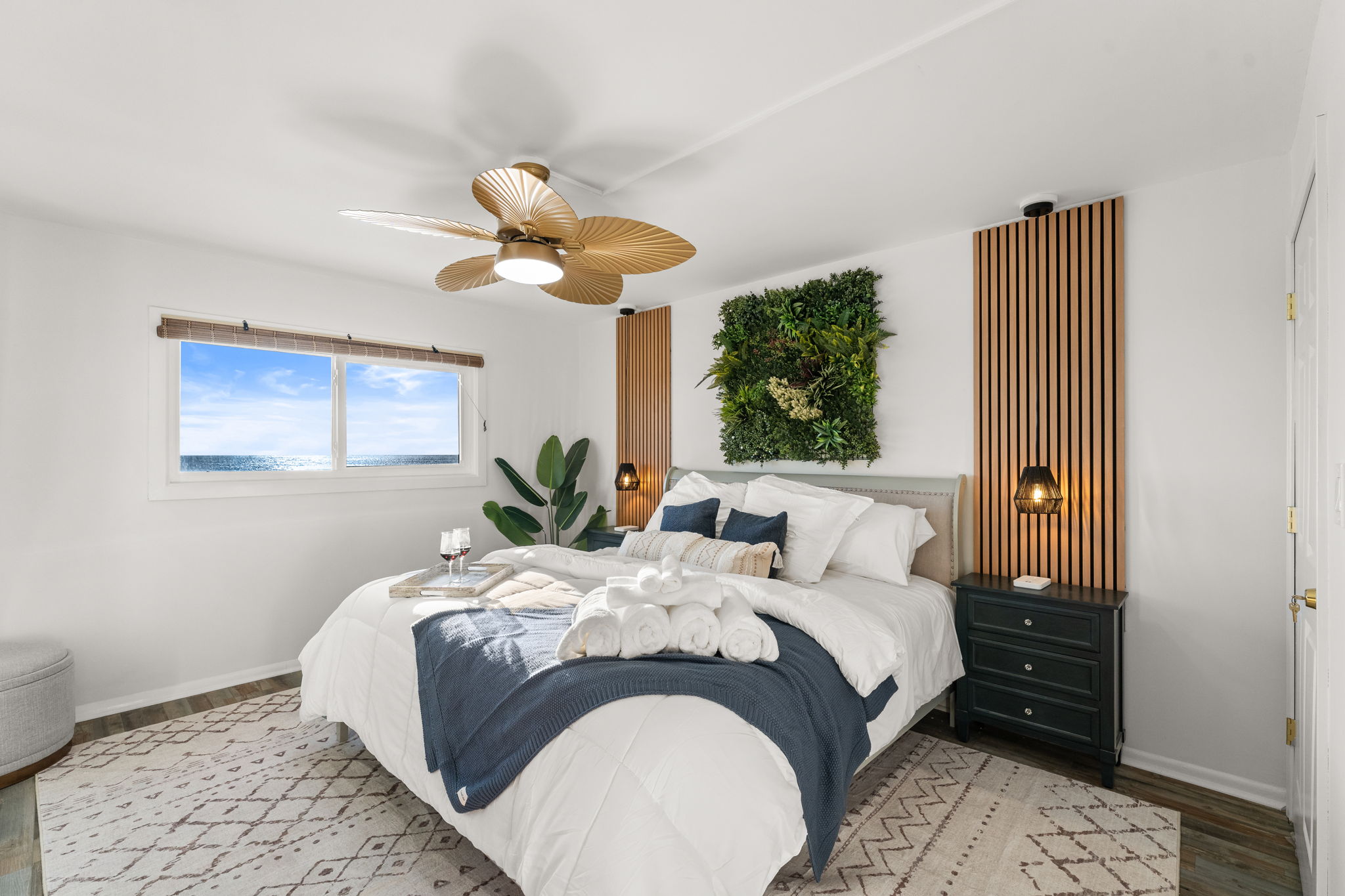 Enjoy the tropical wall accents and the powerful ceiling fan