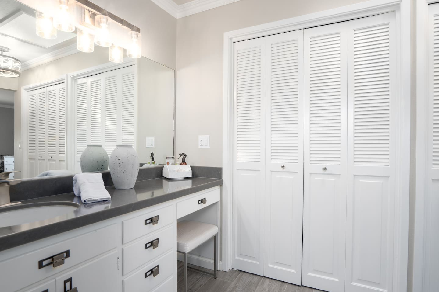 Redefined luxury: ensuite bathroom with a dressing room awaits.