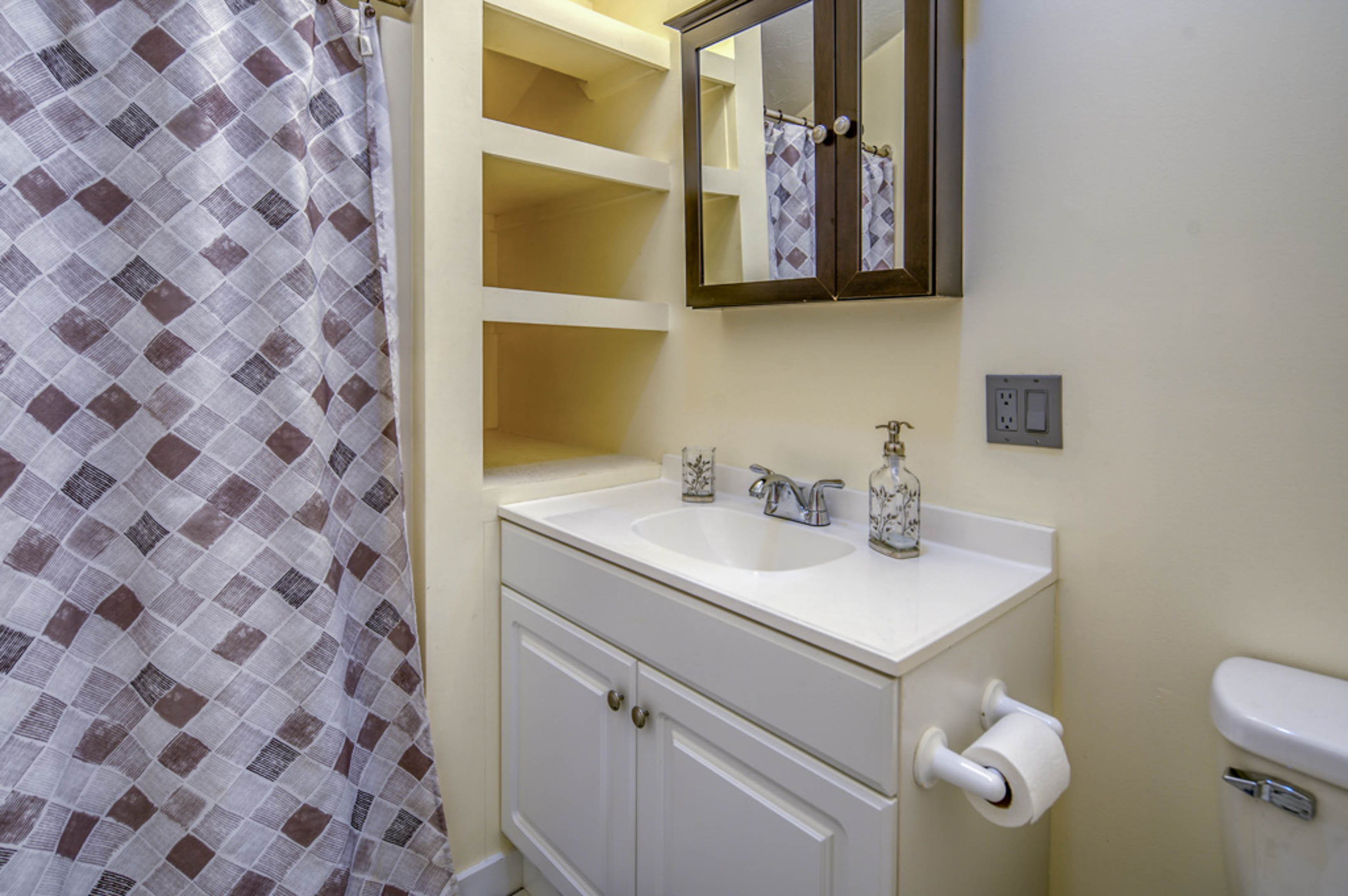 Bathroom #2 1st Floor