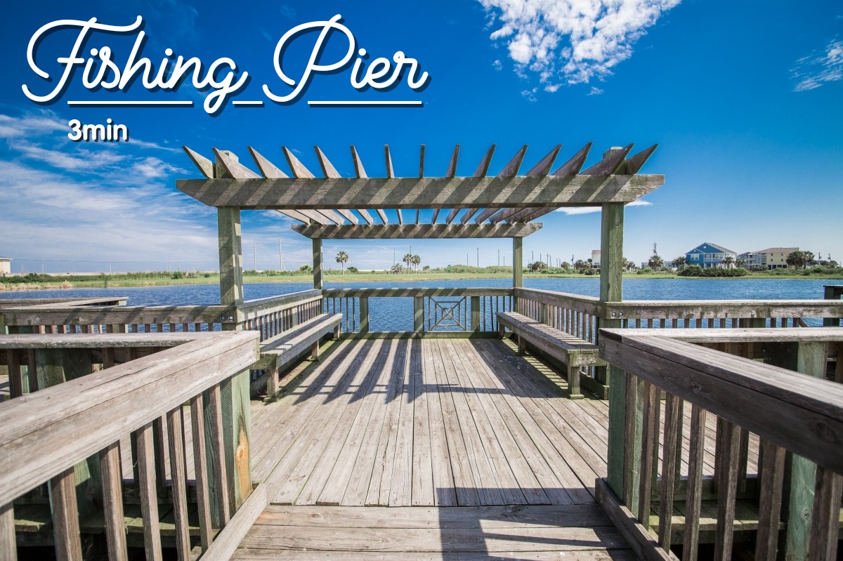 There is also a private fishing pier within the Pointe West Community just a few minutes from the condo.