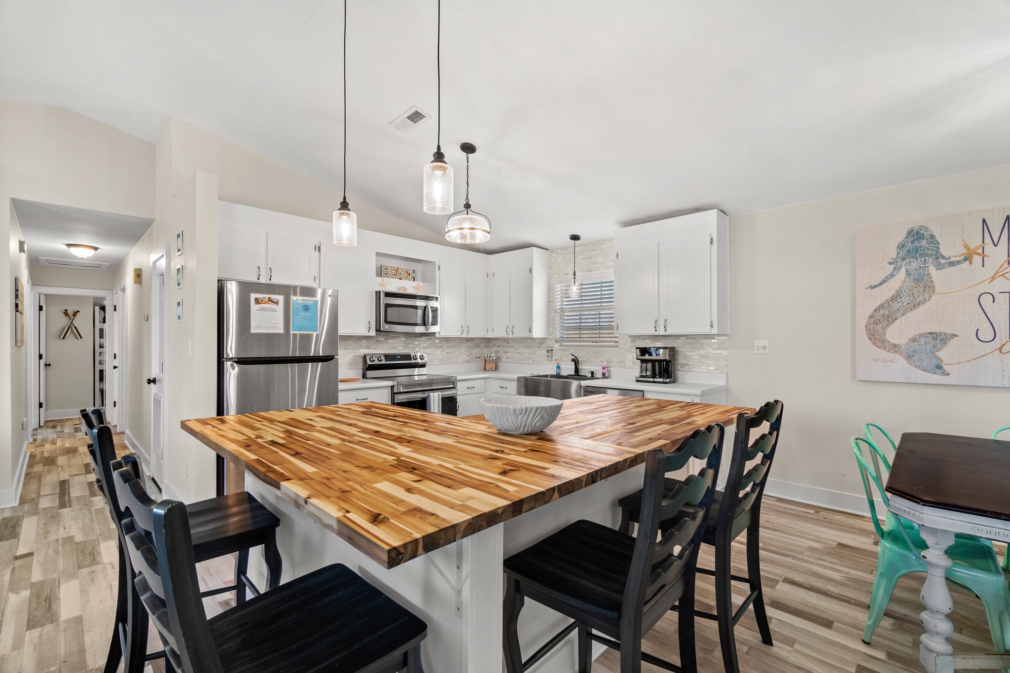 Get ready to gather around the kitchen island for a beach morning breakfast, sipping coffee, or just to hang with friends.