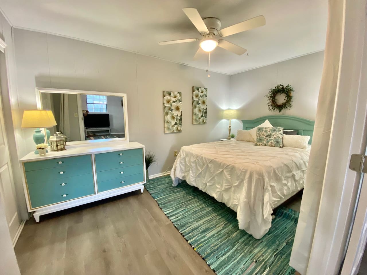 Comfortable bed for a great night's sleep!