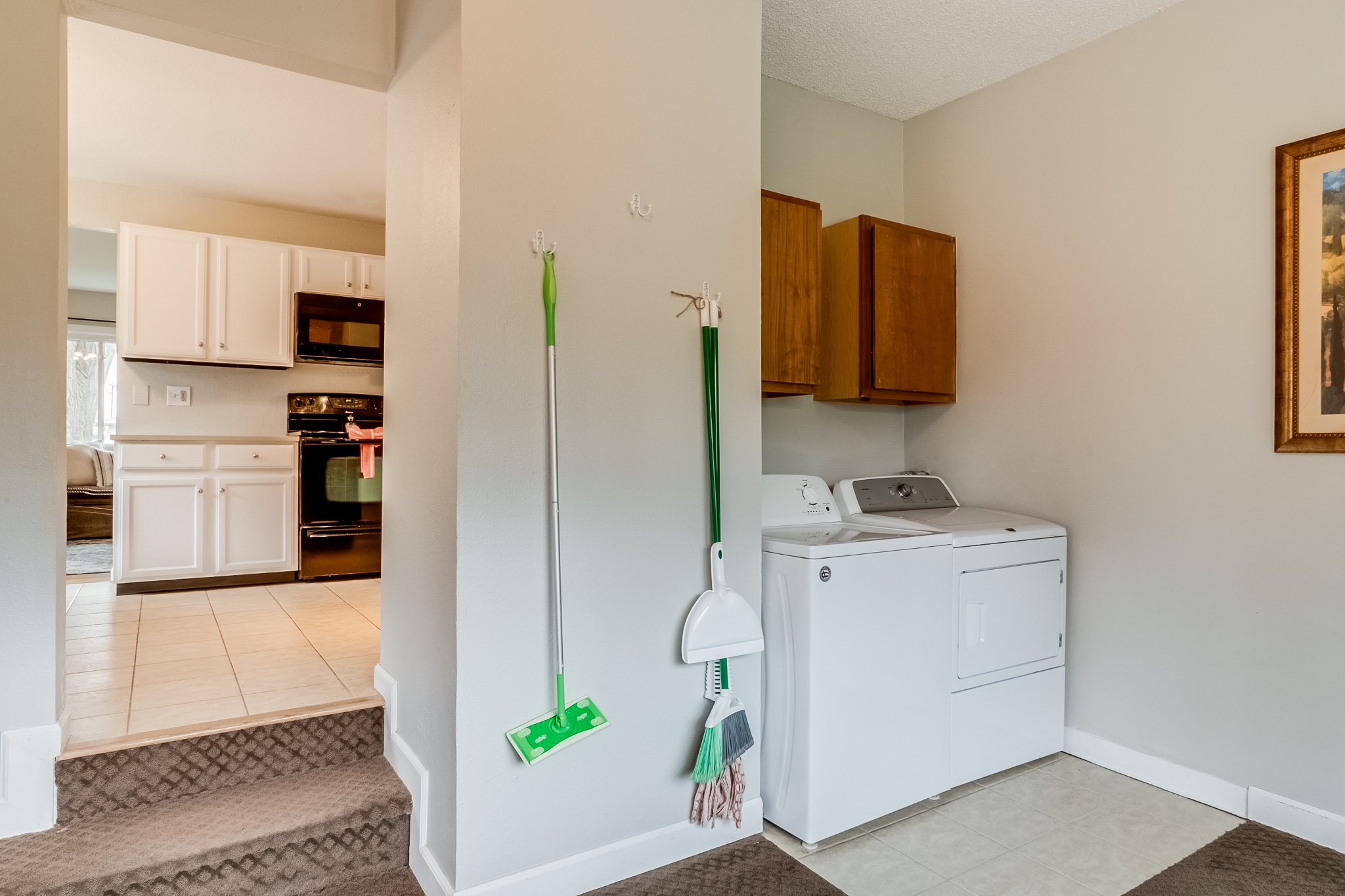 Convenient Laundry On-Site 🧺

A washer and dryer are conveniently located right in the rec room, making it easy to keep up with laundry during your stay—especially helpful for families and longer visits!