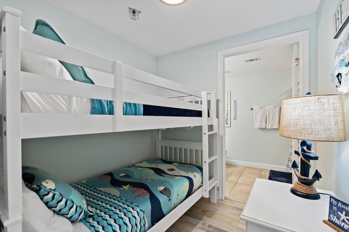 Bunk room