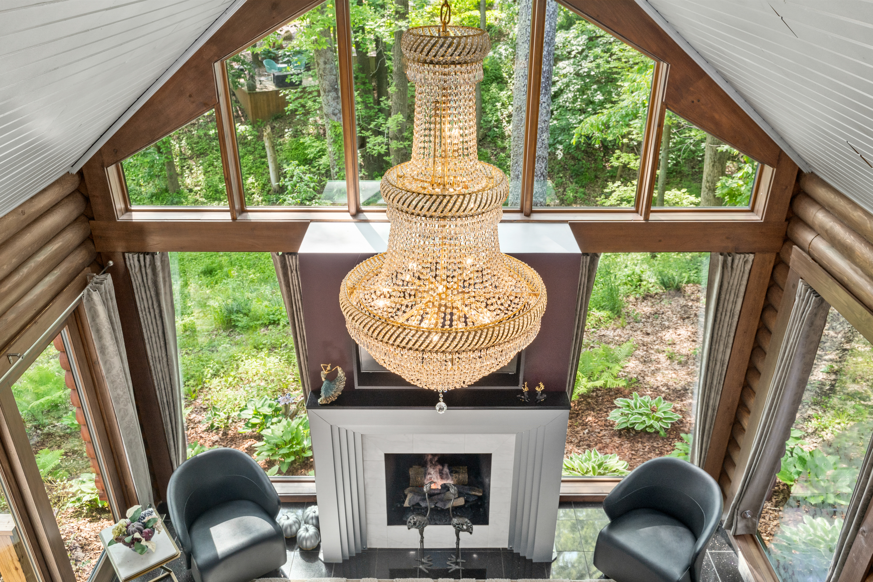 Paris Art Deco-romanic-opulent-massage Chair-sauna-hot Tub-kayaks-firetable - Ohio