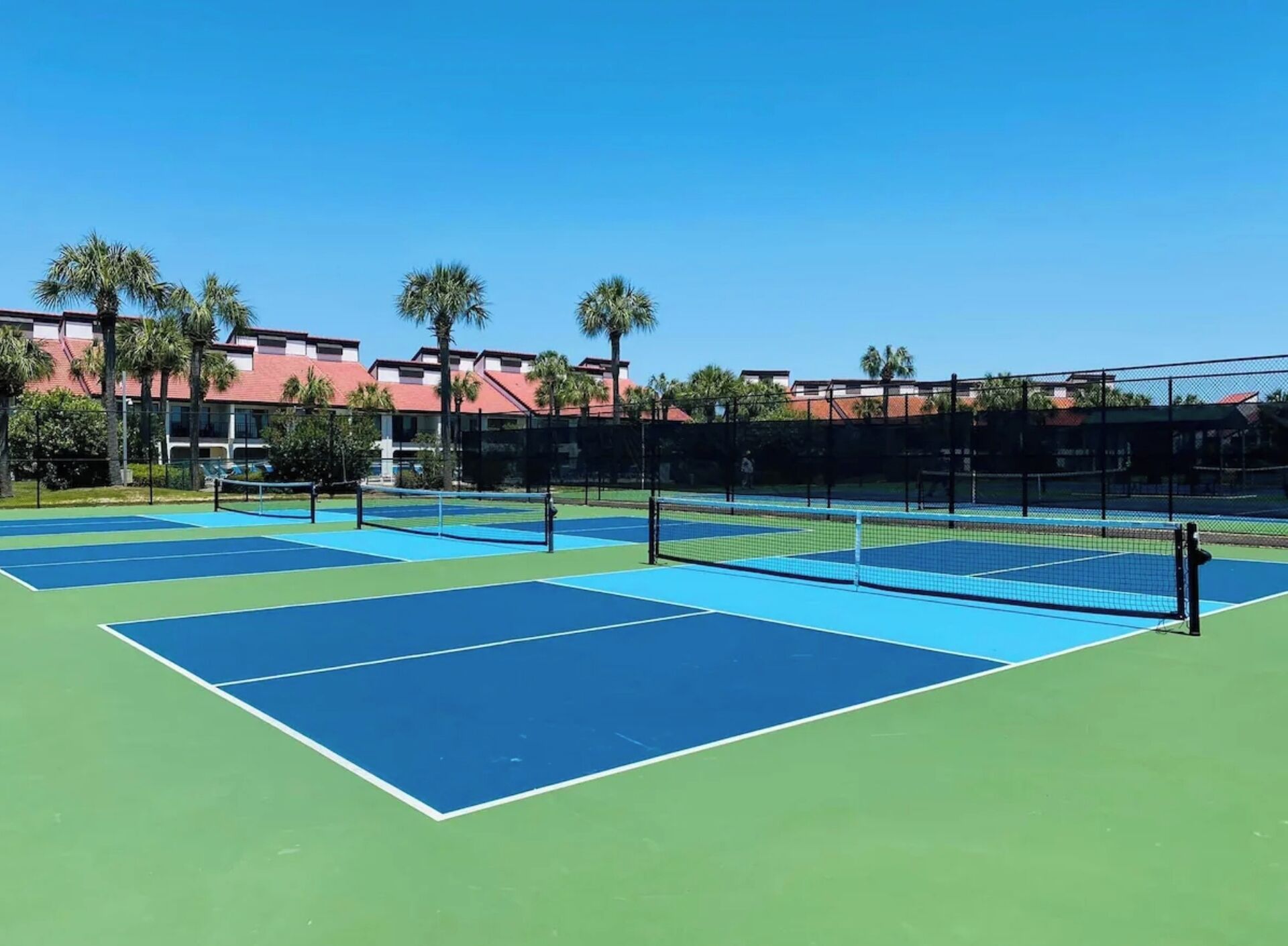 Pickleball, shuffleboard & tennis courts
