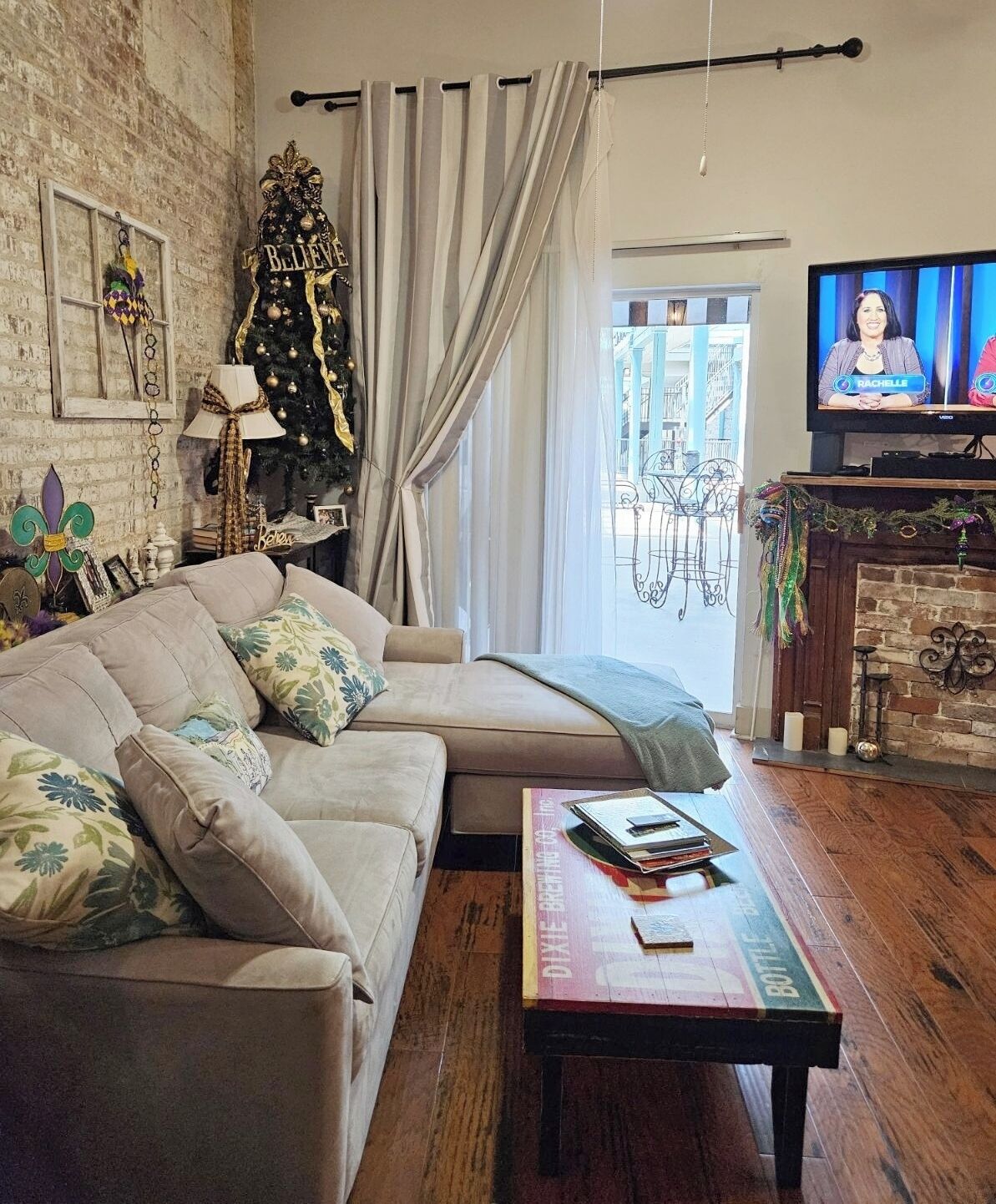 Living room looking from the bedroom.