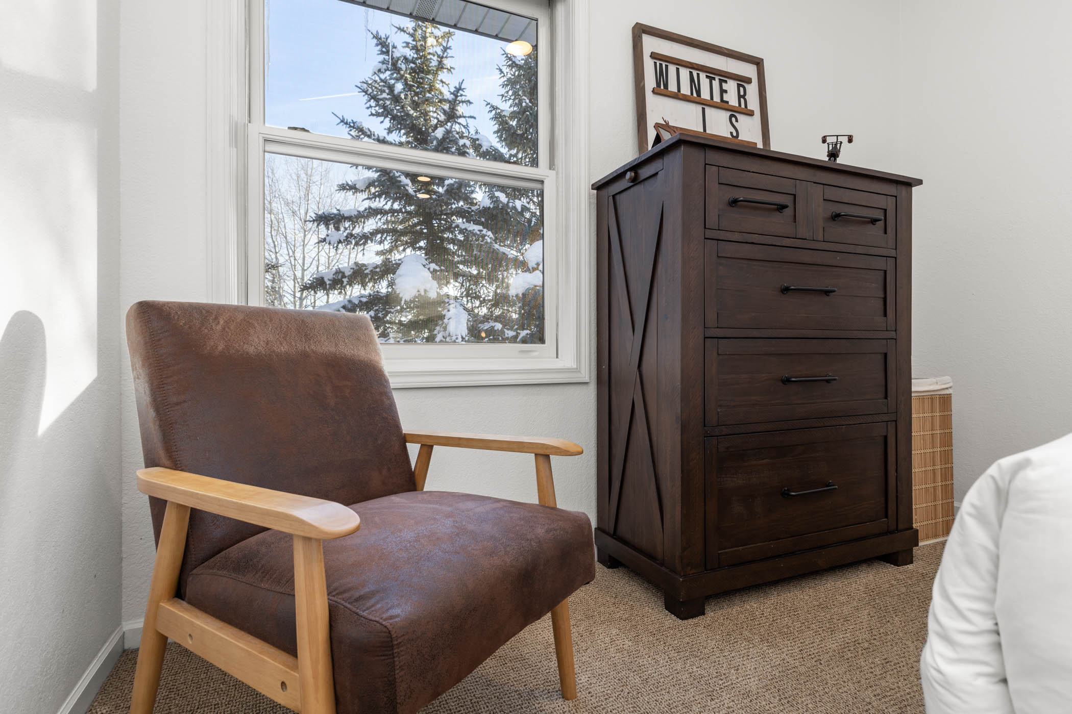 Queen Bedroom 2