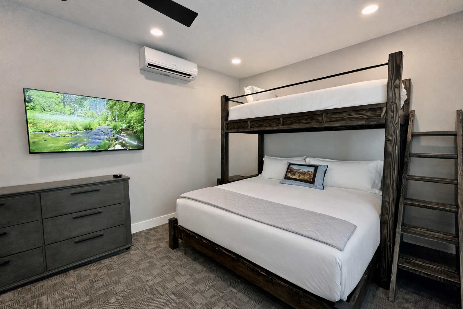 King Bed in Bunk Room