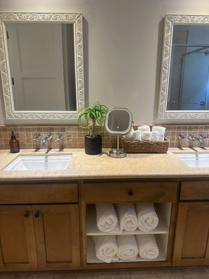 Everything you need to start the day fresh and clean :)