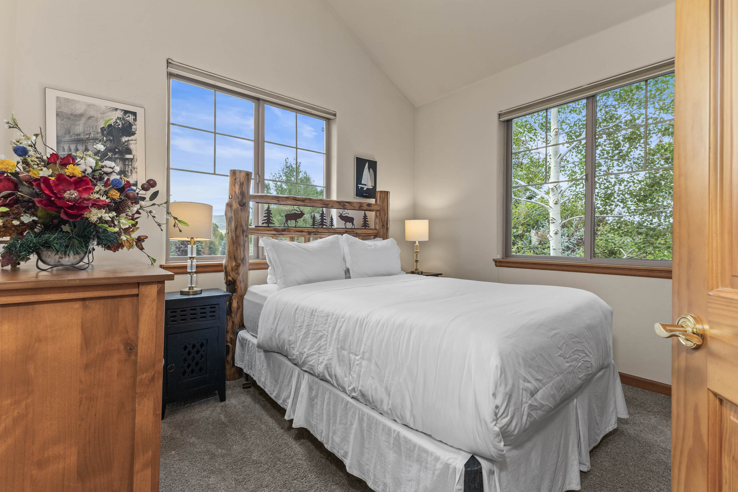 Bedroom 3 | Queensize Bed