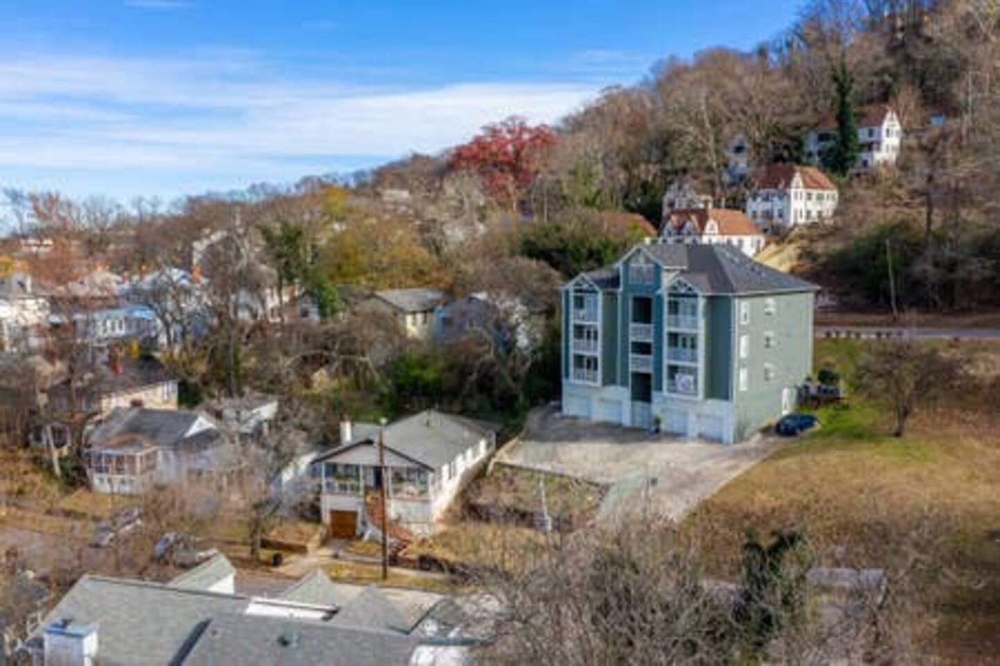 Parking is a breeze at Ridge Retreats. You have the option to park in the back of the building or in the front on the street!