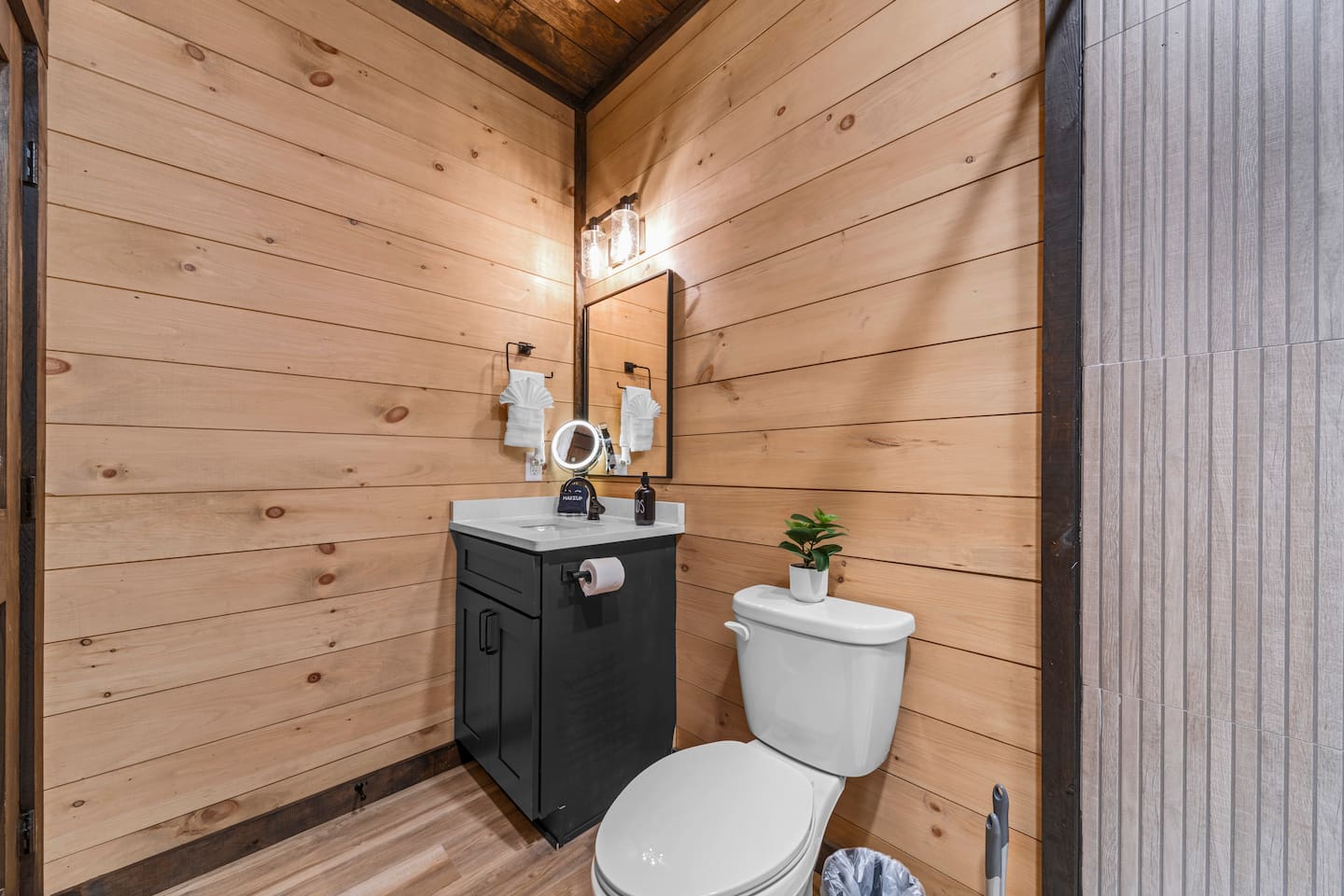 fourth bathroom