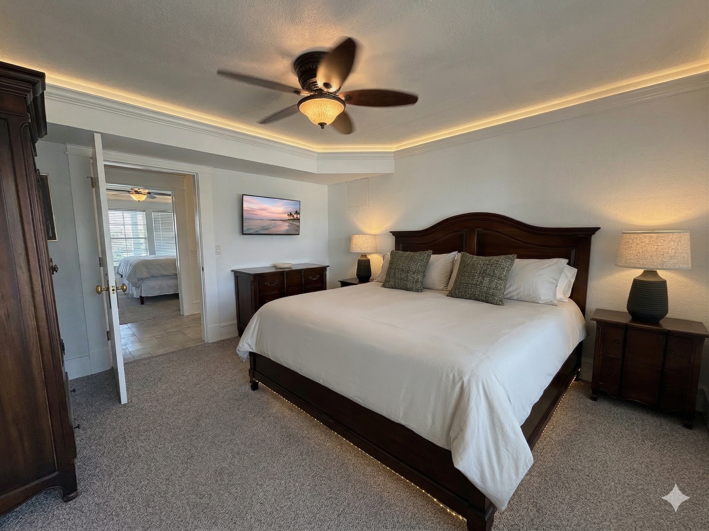 The Mark Twain — Primary Bedroom