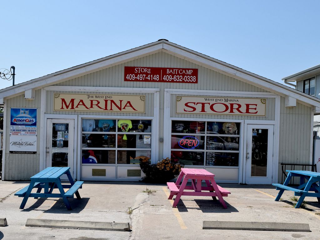 West End Marina store just a few blocks away