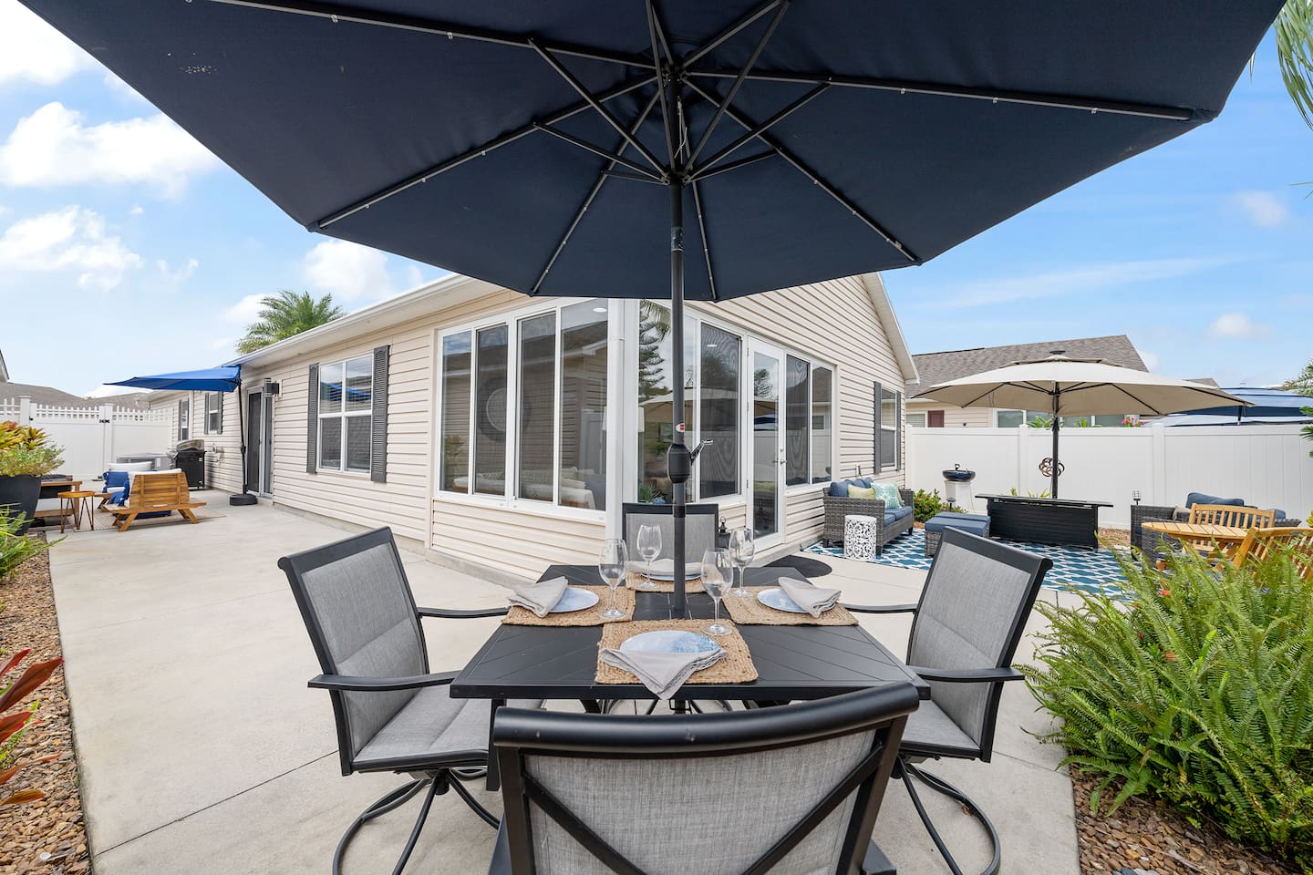 The backyard space is completely fenced in for privacy.  This is also great if you are traveling with a pet!