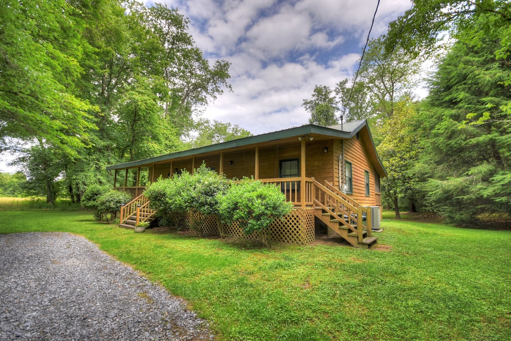 Full front porch