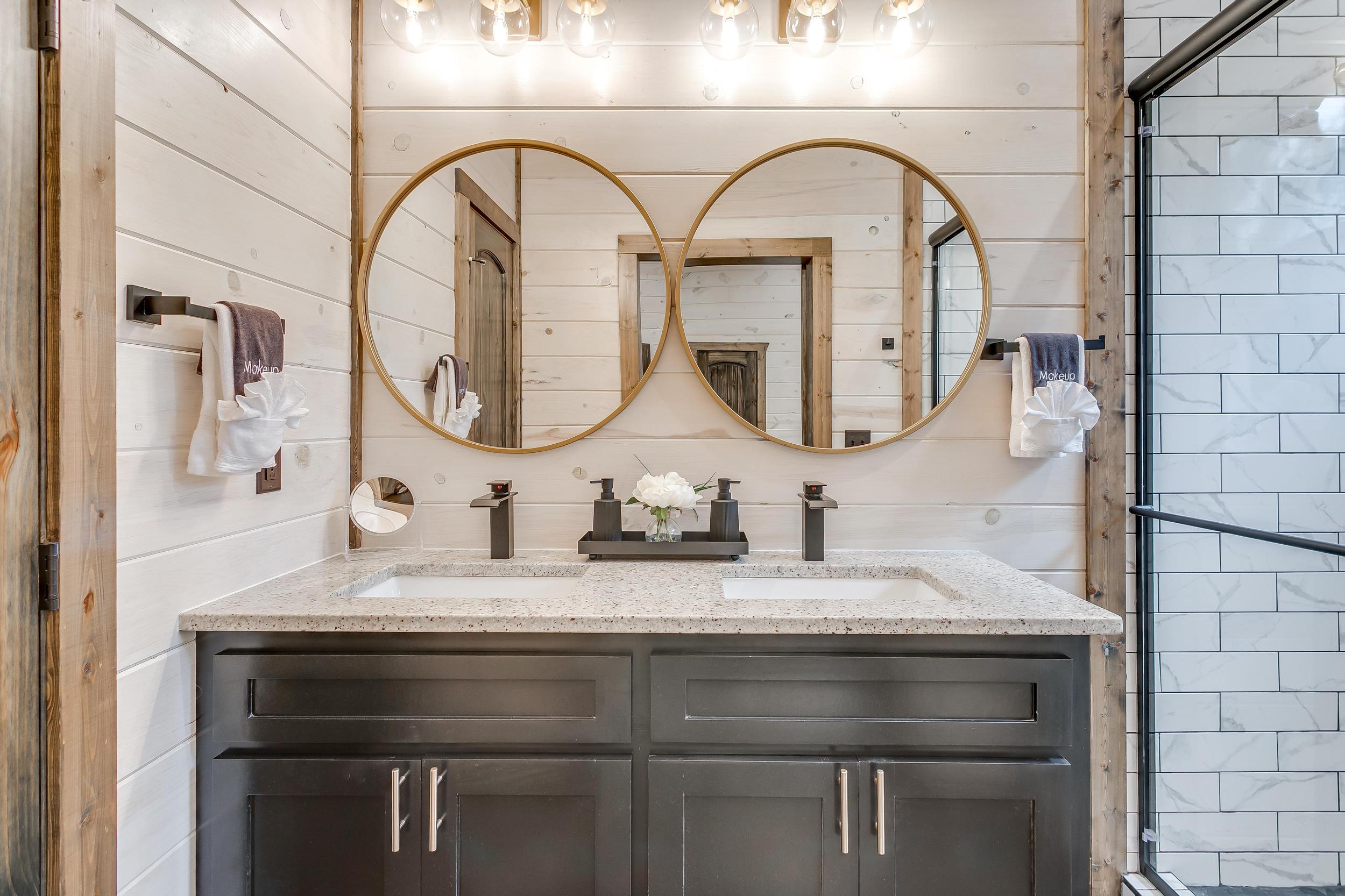 Ensuite bathroom from King Suite #1