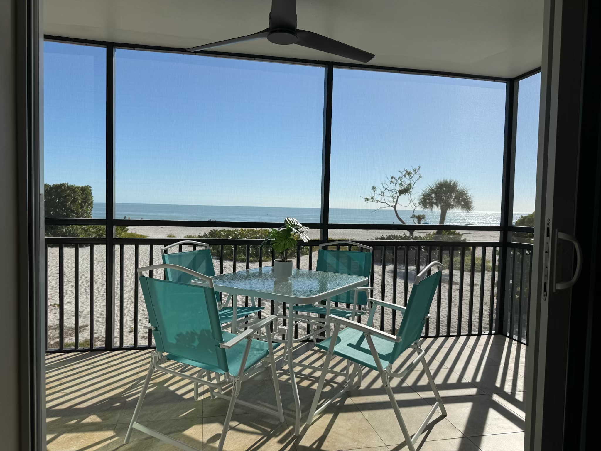 Beautiful quiet Lanai