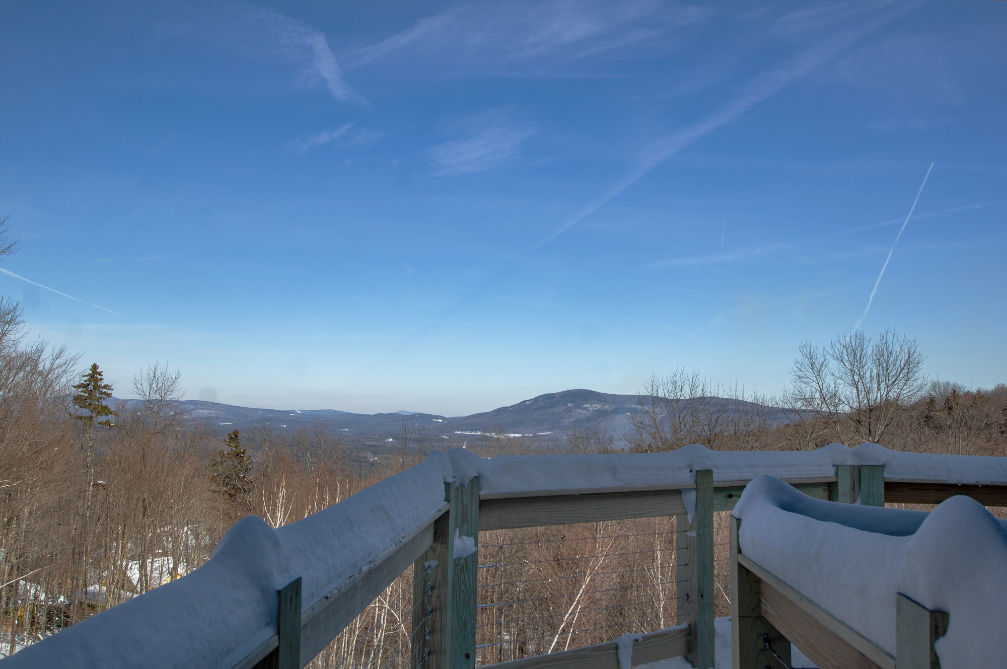 Beautiful views overlooking the mountains