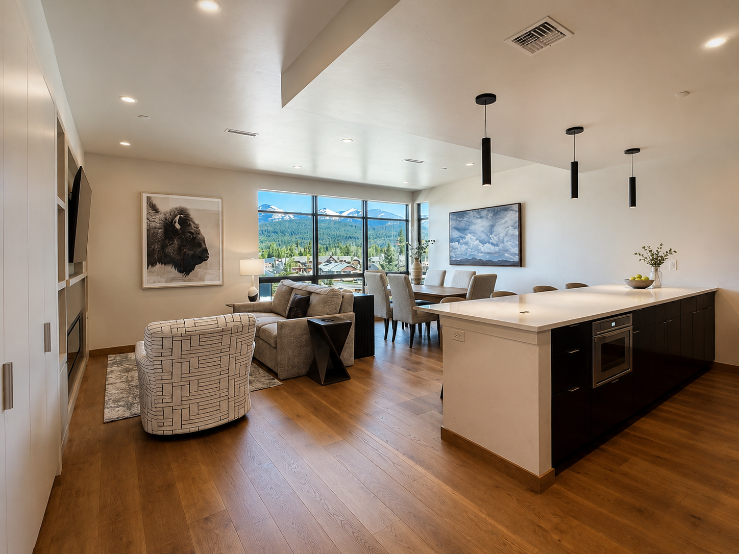 Escape to Luxury at the Big Sky Buffalo Suite