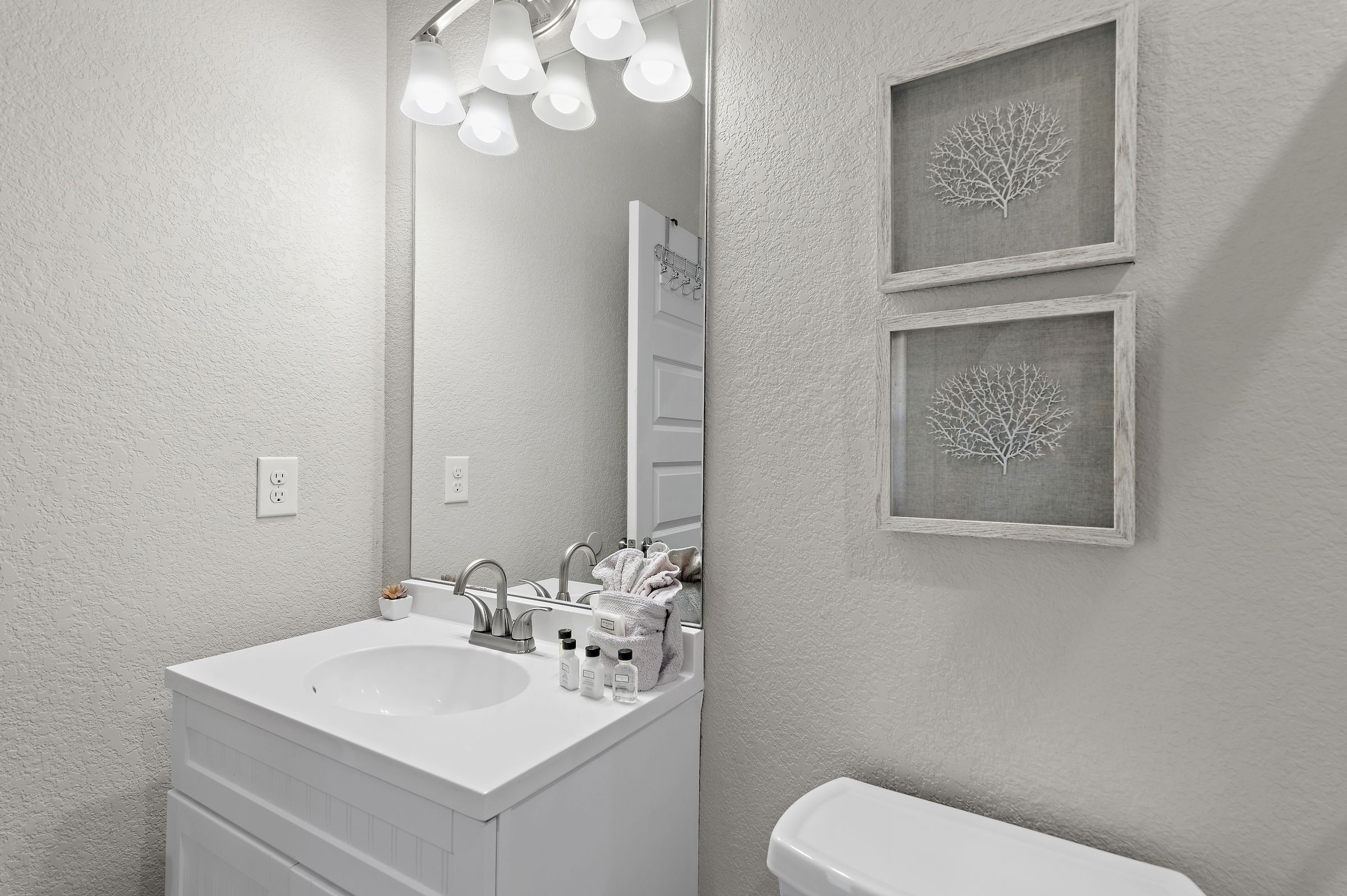 Bathroom #3: Private attached bathroom with shower/tub combo