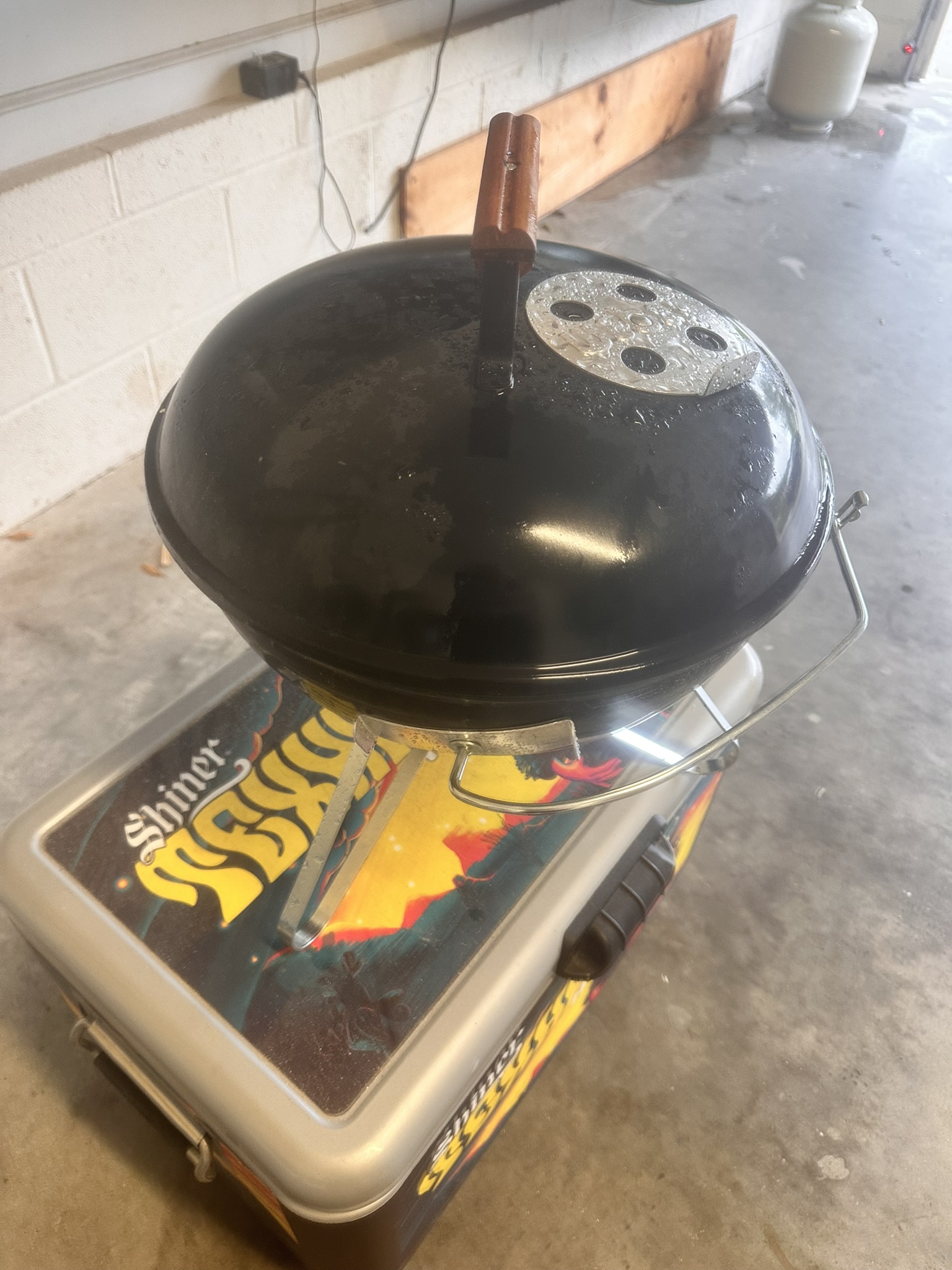 Travel Cooler, Charcoal Grill