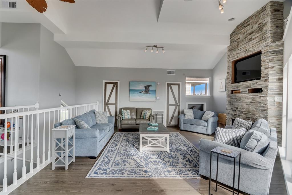 145f283e3ecc456183a04be668ee561e | Beachhouse | Texas | TX | Vacation Homes | Galveston | Crystal Beach | Kokomo | Breezy Days | Beachfront Elegance | Sunrise Serenity | Southern Sands Property Management, LLC