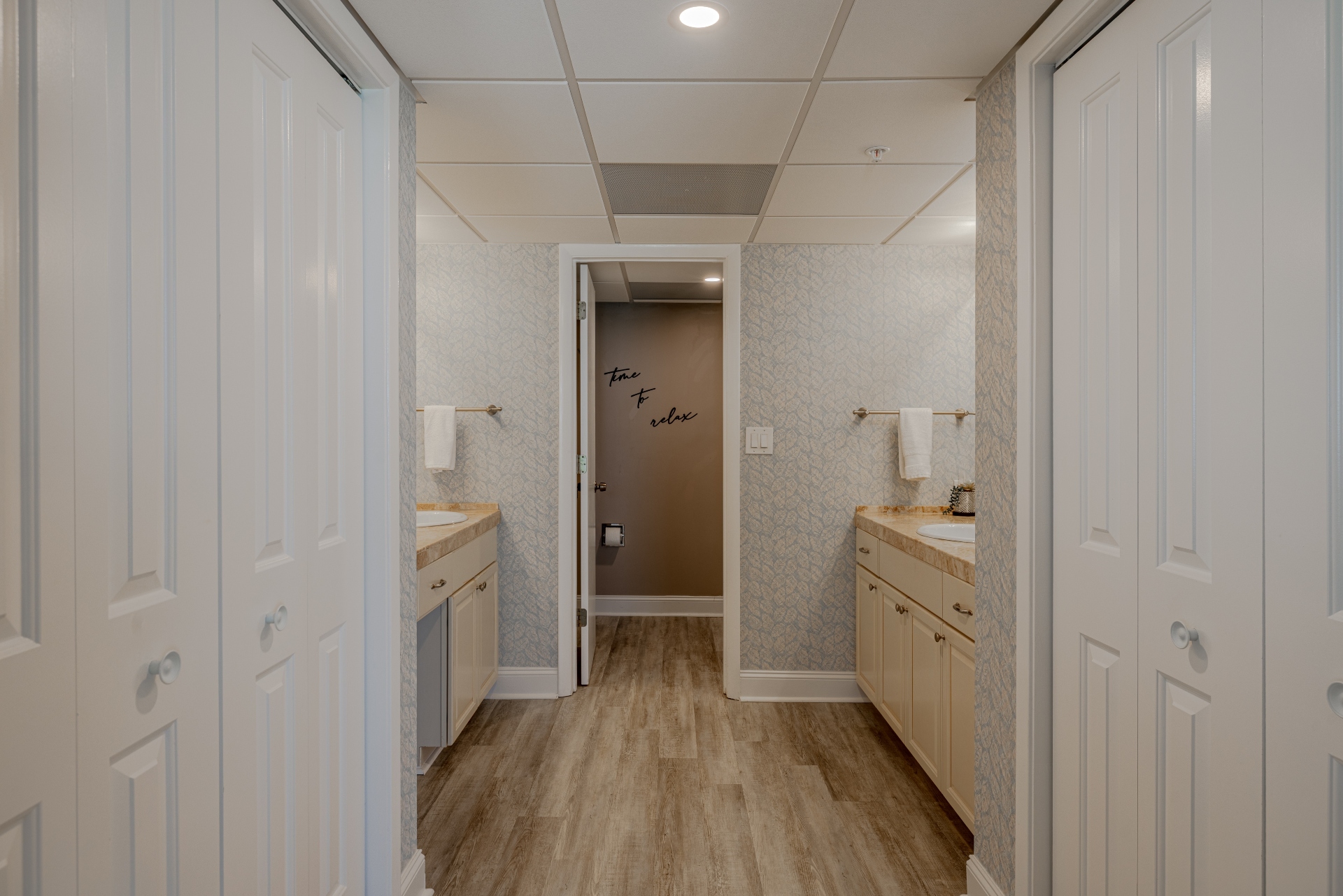Master Bedroom #1 Bathroom