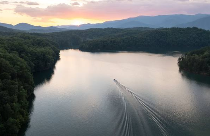 Outdoor Adventure Awaits: Scenic river views and mountain vistas just a short drive away!
