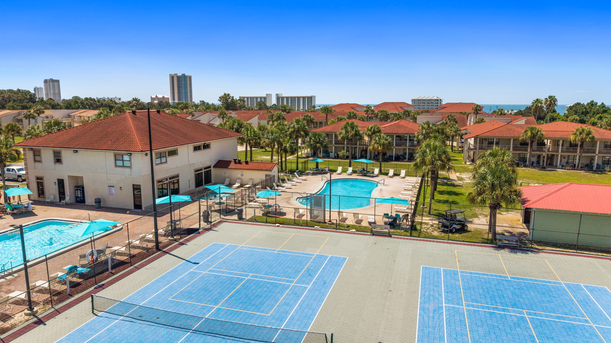 Aerial of Complex and Amenities